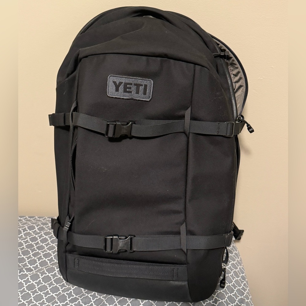 Yeti 27L Backpack